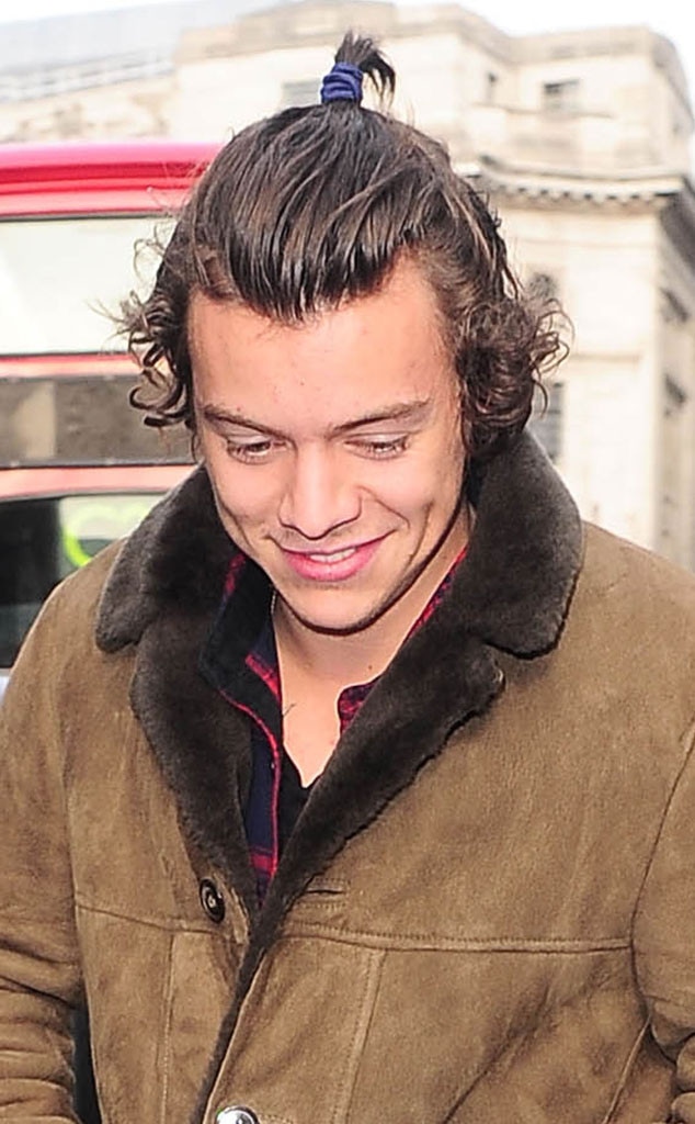 Look at Harry Styles' Cute Little Ponytail! - E! Online