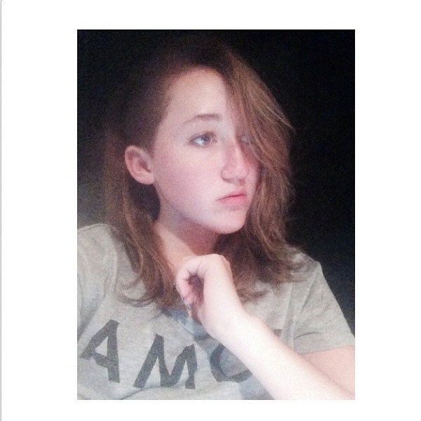 Miley S Younger Sis Shaves Half Her Head E Online