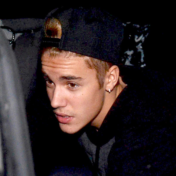 Justin Bieber Apologizes for Sweeping Argentine Flag Offstage - E! Online