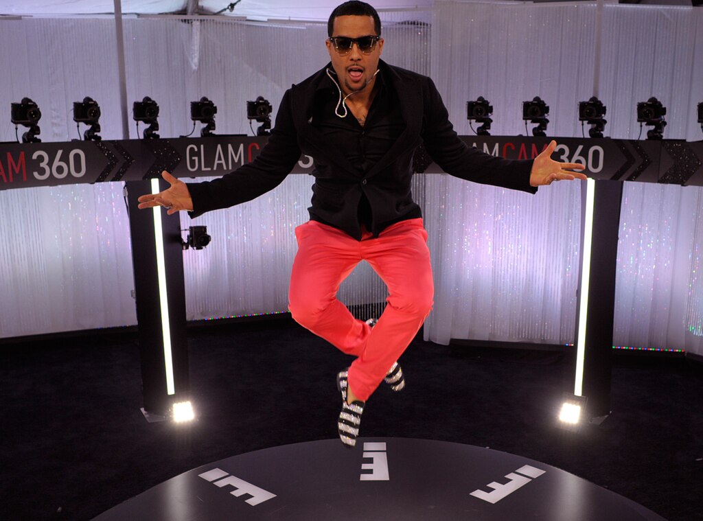 Skyblu From 2013 Grammys Best Of The Glamcam 360 E News