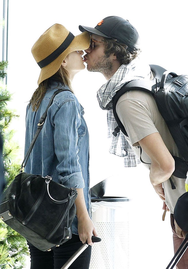 Exclusive How Leighton Meester Adam Brody Kept Wedding Secret E Online Exclusive How Leighton Meester Adam Brody Kept Wedding Secret E Online