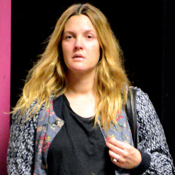 Pregnant Drew Barrymore Goes Makeup-Free, Shows Off Casual Style - E