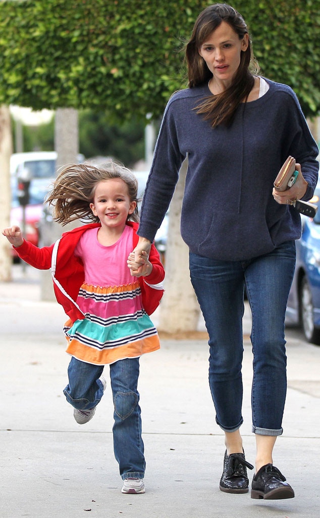 Jennifer Garner & Seraphina from The Big Picture: Today's Hot Photos ...