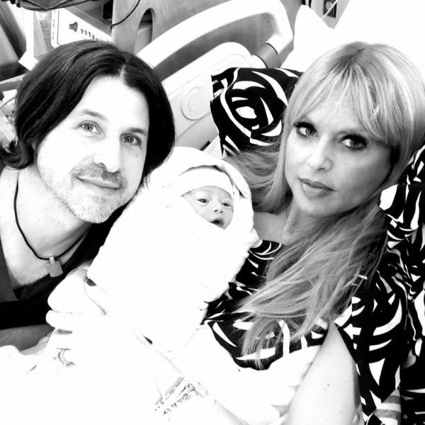 Rachel Zoe out shopping with (adorable) baby Skyler - Today's Parent