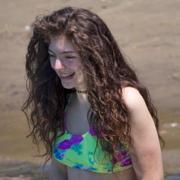 Lorde Rocks a Colorful Bikini on the Beach