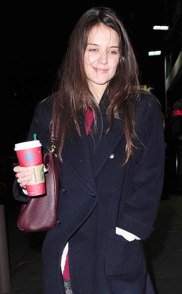 Katie Holmes, Starbucks Holiday Red Cups