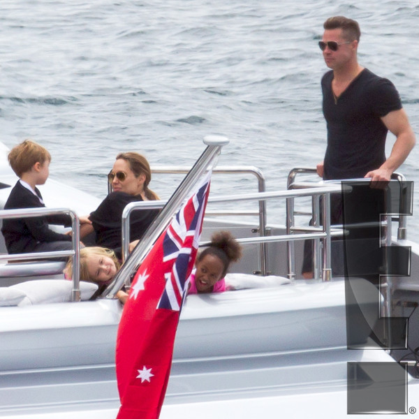 yacht brad pitt