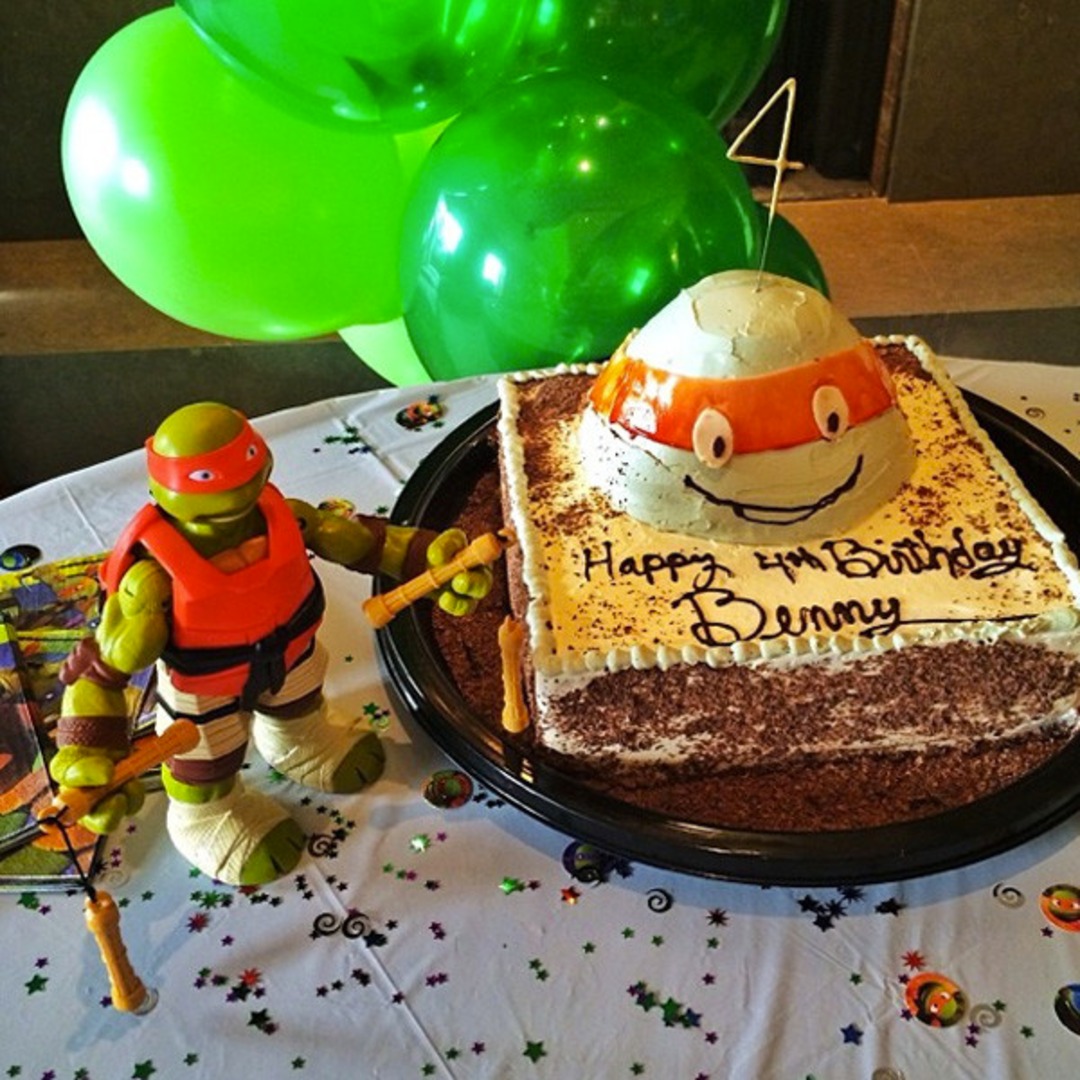 Gisele Celebrates Son's 4th Birthday With Mutant Ninja Gisele Celebrates Son's 4th Birthday With Mutant Ninja