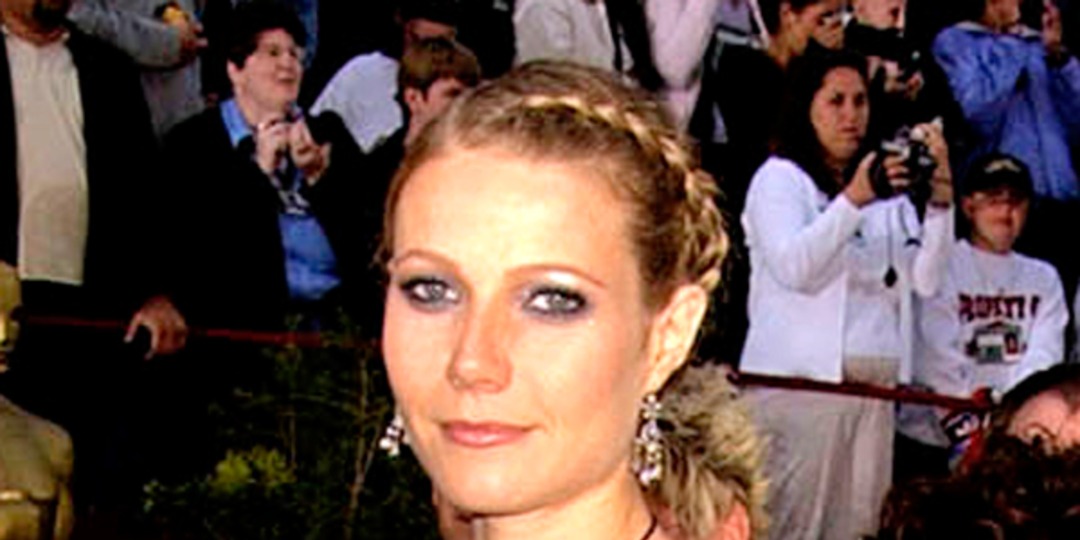 Gwyneth Paltrow Regrets Going Braless to 2002 Oscars