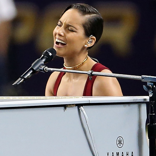 Super Bowl National Anthem: History Says Bet the Under for Alicia Keys - WSJ