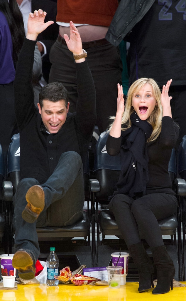 Reese Witherspoon, Jim Toth, Lakers