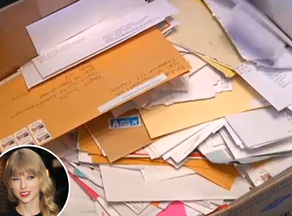 Box Of Taylor Swift Fan Mail Found In Trash E Online Box Of Taylor Swift Fan Mail Found In Trash E Online