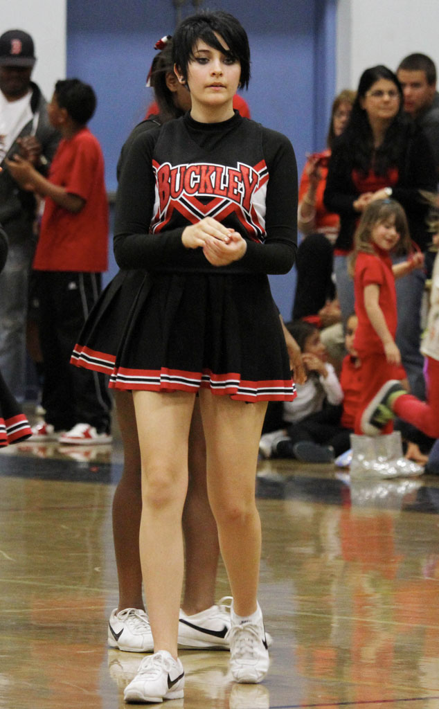 Goth Cheerleader Paris Jackson Bums Out After Team Loses Game - E! Online