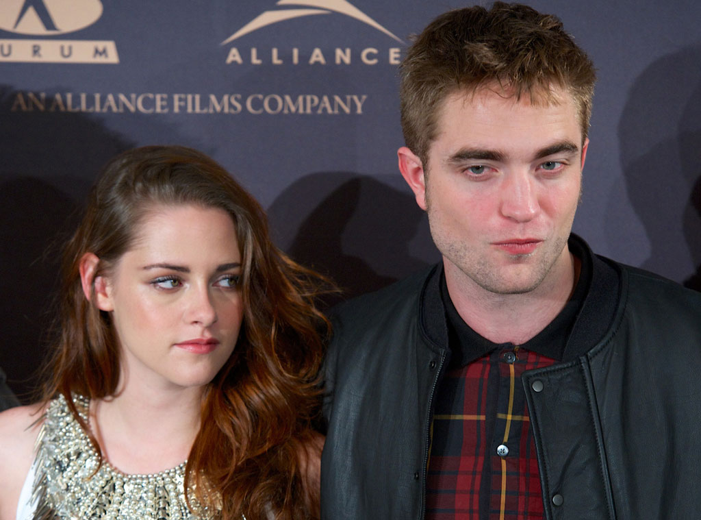 5 Clues That Kristen Stewart And Robert Pattinson Are