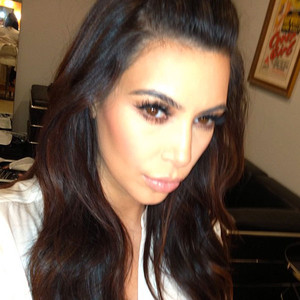 Kim Hides New Bangs Cuddles With Khlo 233 S Puppy See The