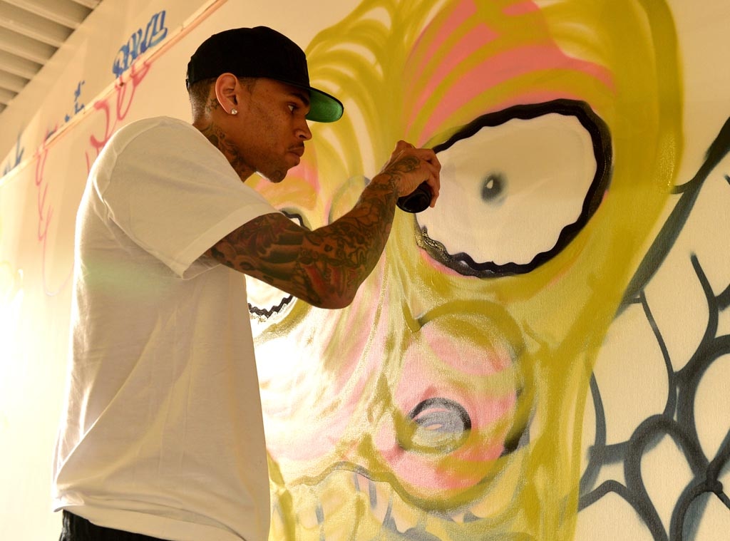 Chris Brown Creates Graffiti Art for Charity