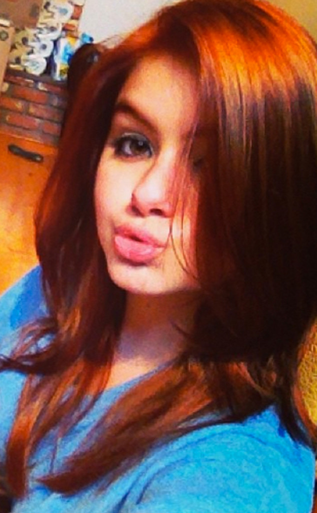 Modern Family's Ariel Winter Shows Off Her Newly Dyed Red Hair—See the