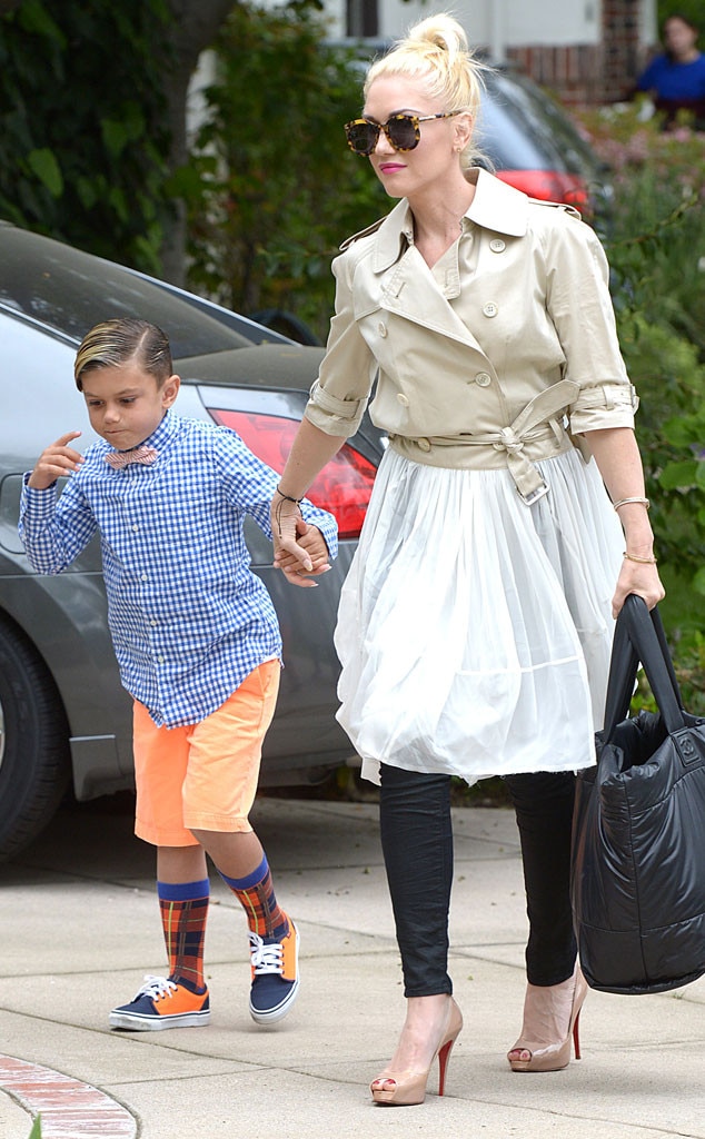 Gwen Stefani & Kingston from Stars Stroll on Easter 2013 | E! News