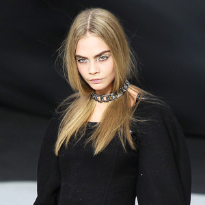 Cara Delevingne 5 Things To Know About Fashion S New It Girl E News