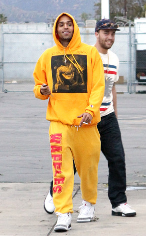 Chris Brown Steps Out (in Bright Yellow Sweat Suit) After Fighting With ...