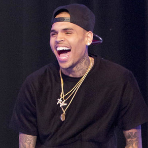 Chris Brown Instagrams Picture Of Himself Licking Womans Booty Get 