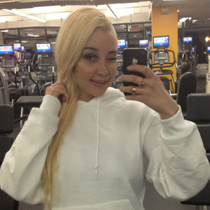Amanda Bynes Half Shaved Head See More Pics E News Deutschland