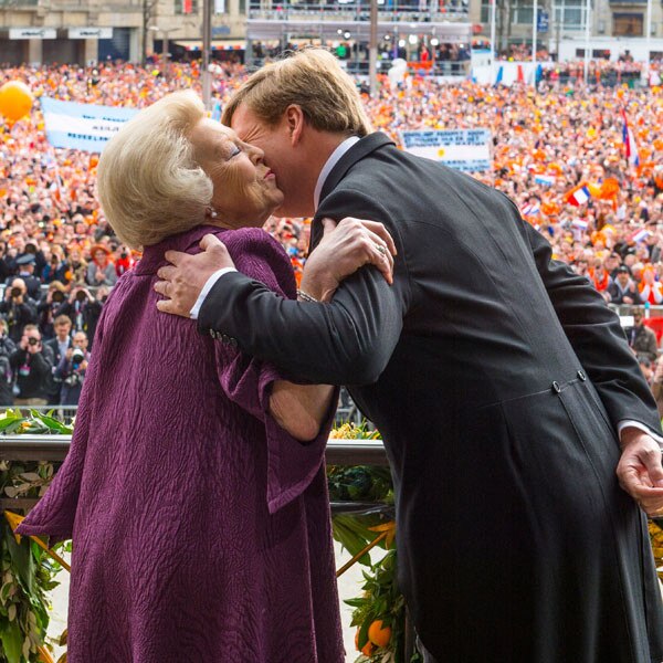 Queen Beatrix Abdicates Dutch Throne - E! Online - CA