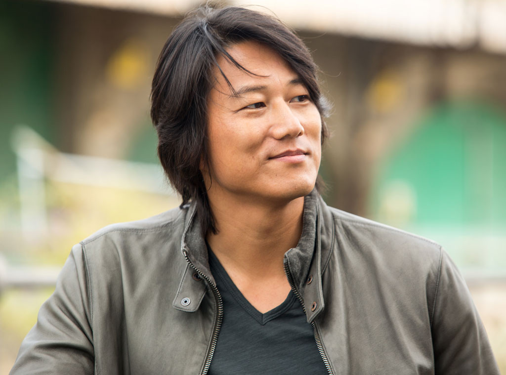 Sung kang. Sung Kang fast and Furious. Sung Kang и его жена. Sung Kang и его девушка. Sung Kang семья.