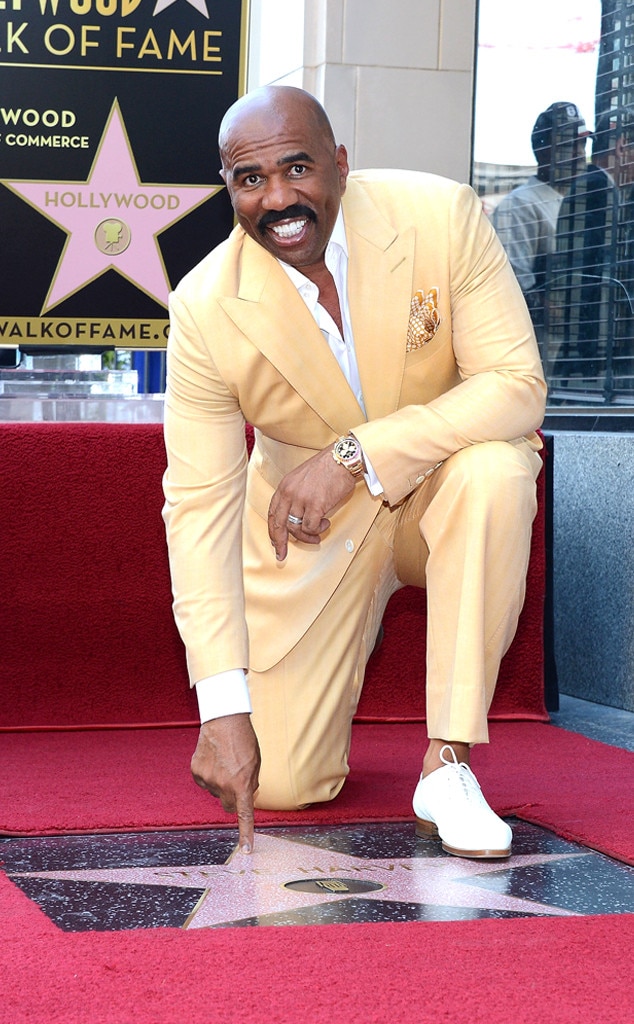 steve harvey yellow suit