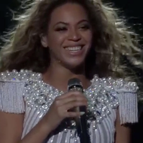 Beyoncé Back Onstage a Day After Canceling Concert