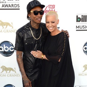 Amber Rose I Was 202 Pounds When I Gave Birth E News