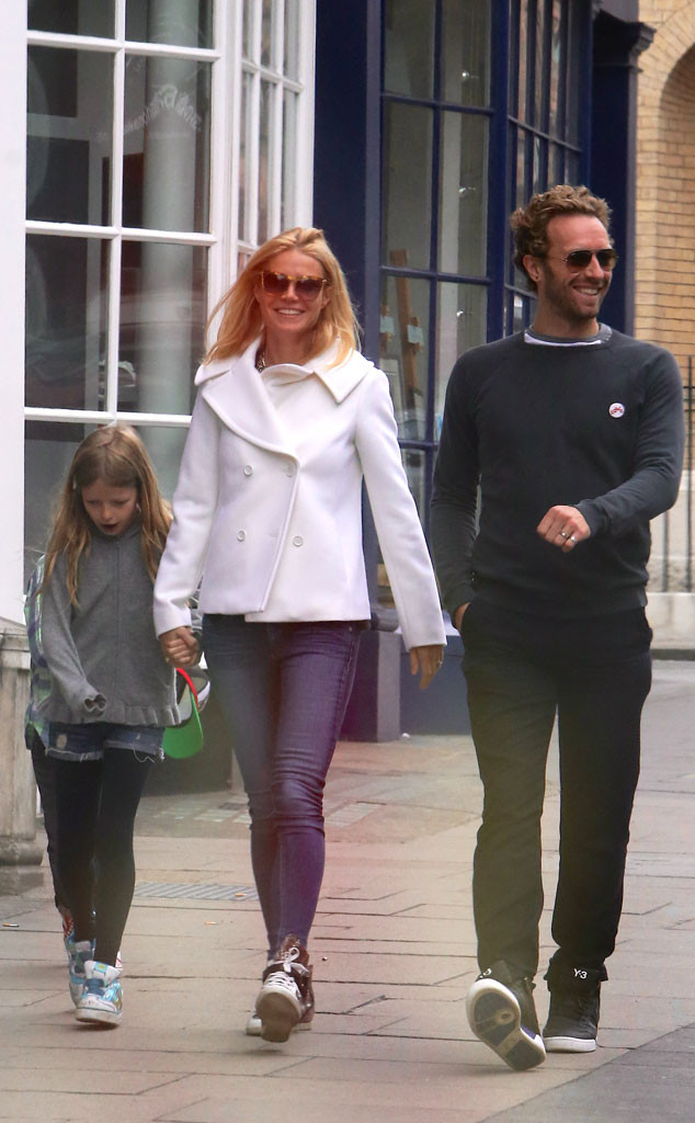 Gwyneth Paltrow Family Trip: Chris Martin, Apple and Moses Step Out ...