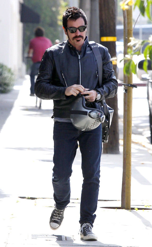 Ewan McGregor Channels Justin Theroux With Dark Hair Motorcycle Getup 