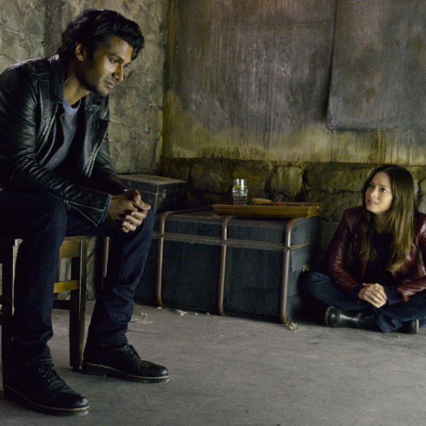 Exclusive Beauty and the Beast Season 2 Scoop!, image size:1200x1200