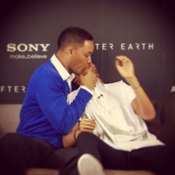 Will Smith Kisses Jaden On The Lips During Interview E Online Ca 