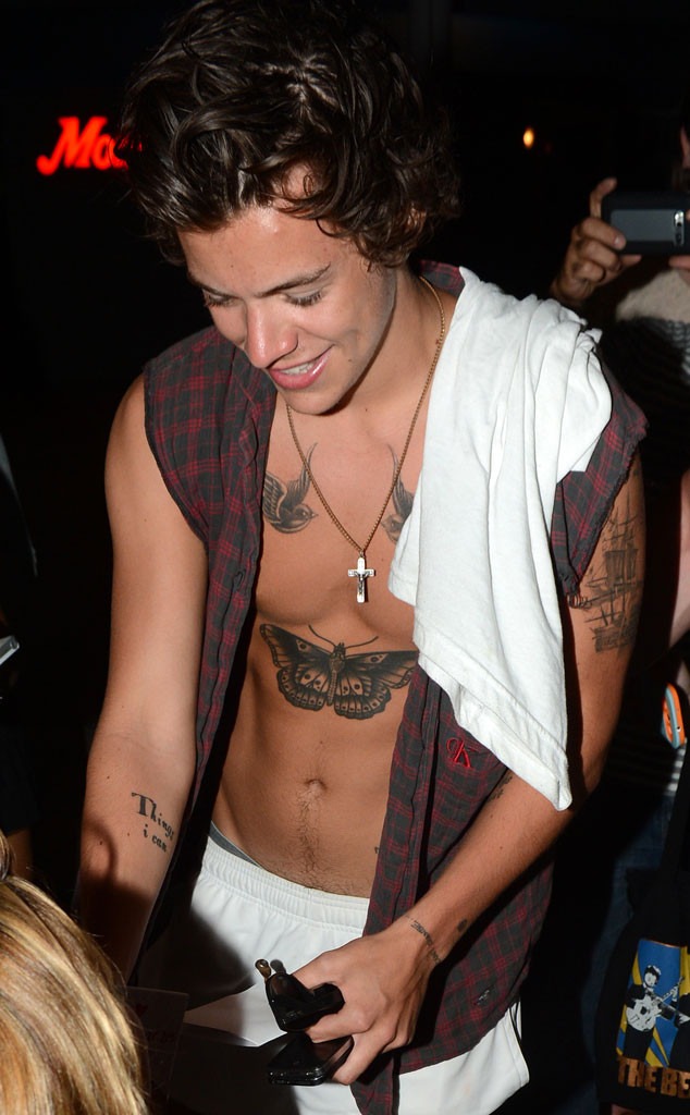 See Harry Styles Shirtless! | E! News