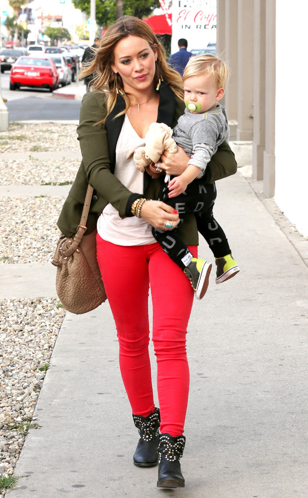 Carry On From Hilary Duff And Lucas Cutest Pics E News