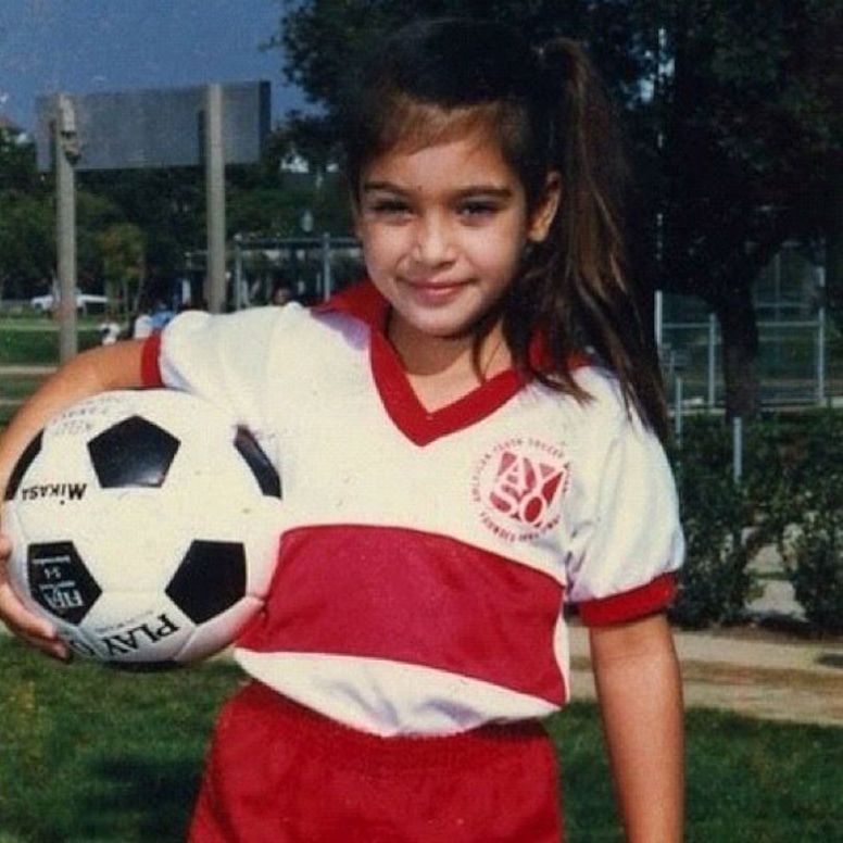 Kim Kardashian, Twitter