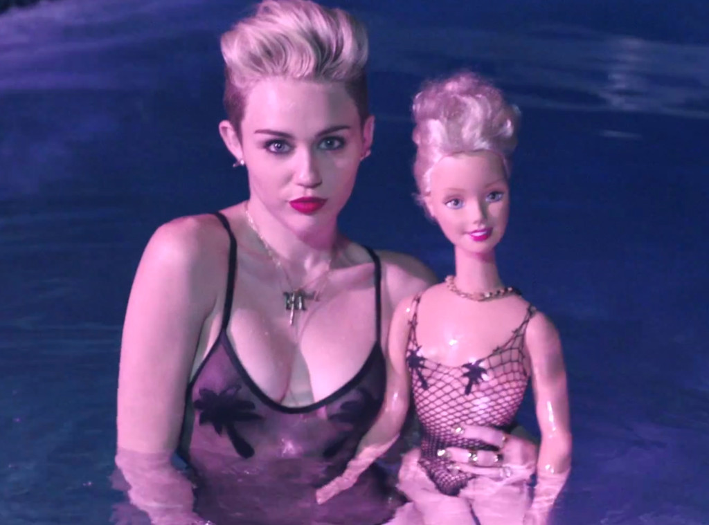 Miley Cyrus We Cant Stop Music Video Without Music Is Terrifying
