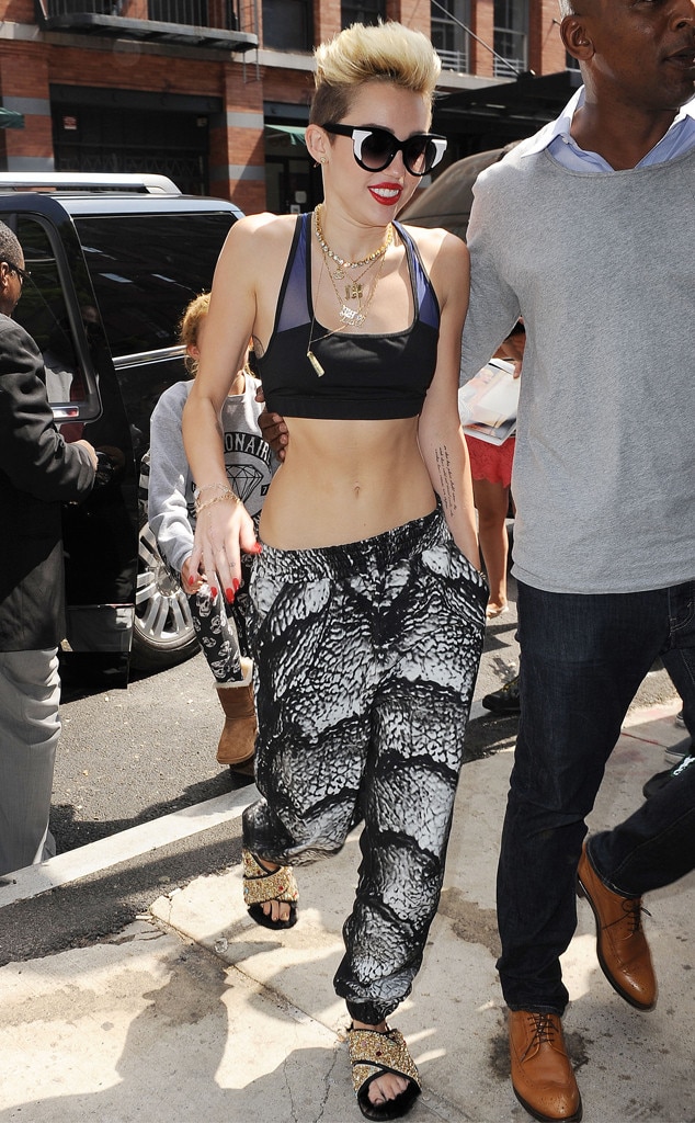 Miley cyrus pilates hot sale