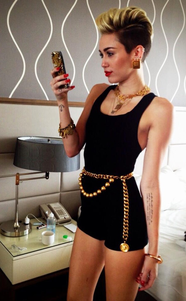 Miley Cyrus From Celebrity Selfies E News 