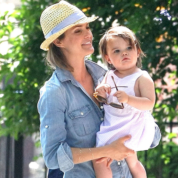 Keri Russell's Daughter Willa is Growing Up Fast! - E! Online