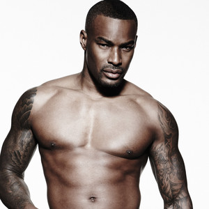 Tyson Beckford Poses Nearly Naked to Raise Male Cancer Awareness | E! News