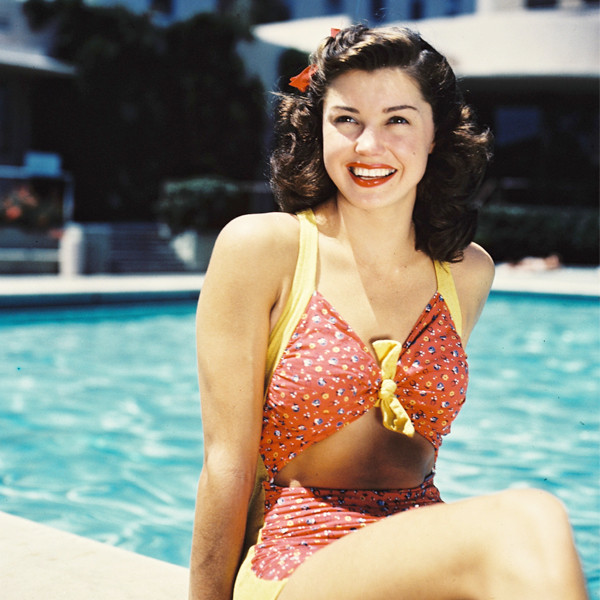 Bathing Beauty Star Esther Williams Dies