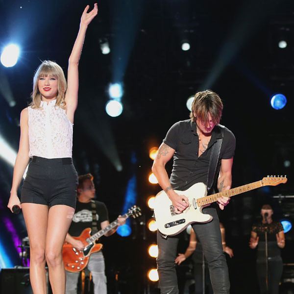 Watch Taylor Swift, Tim McGraw, Keith Urban Perform "Highway"