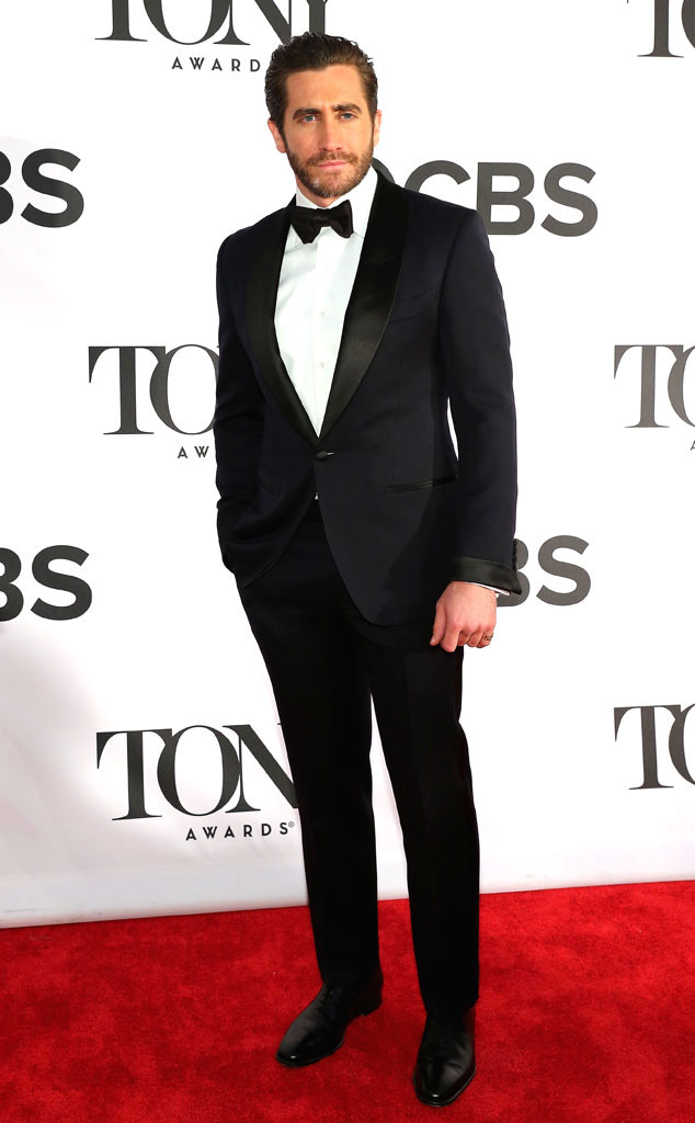 Jake Gyllenhaal from 2013 Tony Awards | E! News