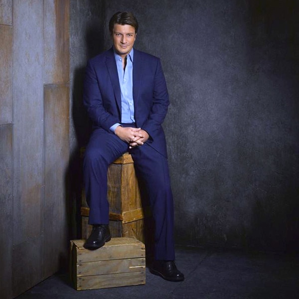 Nathan Fillion Delays Production on Castle