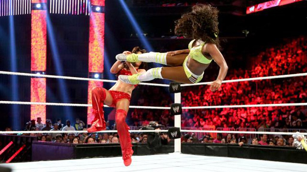 Bella Twin Vs Funkadactyl From Divas In Action E News 8276