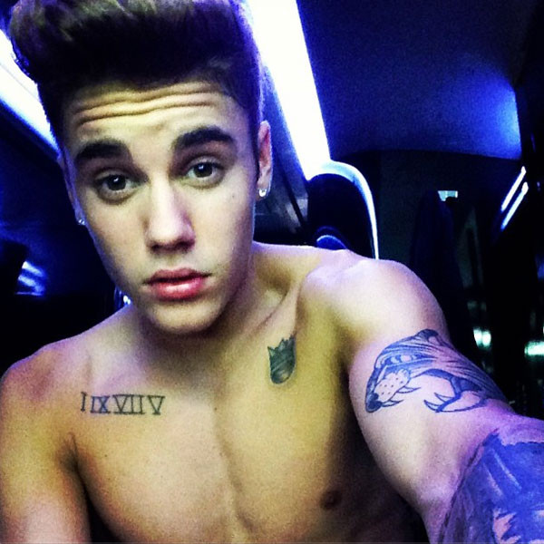 Bieber Instagrams Yet Another Shirtless Selfie E Online