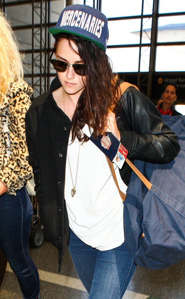 ID of these sunglasses that Kristen Stewart wears in an EW shoot? : r/ sunglasses